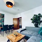 Casa Cozy - 3-zi-whg - Nahe Uniklinik & Zentrum - Kueche, Smarttv, Homeoffice * Magdeburg