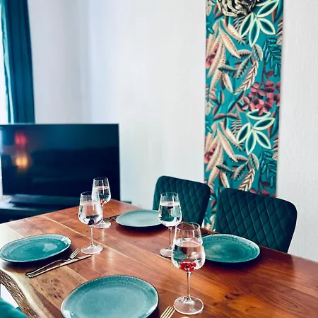 Casa Cozy - 3-zi-whg - Kueche & Smarttv - Perfect For Groups, Families & Business Travelers Lägenhet Magdeburg